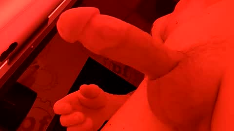 handsomerob42 online show from September 18, 2025, 9:11 am