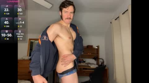 handsumhung online show from October 26, 2025, 12:11 pm