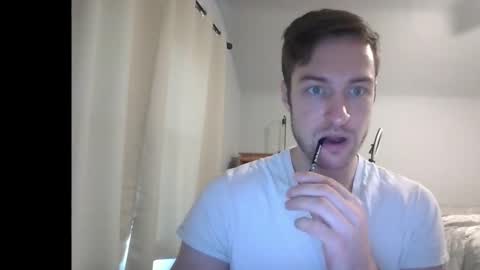 handsumhung online show from November 17, 2025, 8:47 pm