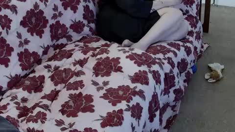 Snapshot of handz2 chatting on March 7, 2025, 9:38 pm handz2 online show from March 7, 2025, 9:38 pm