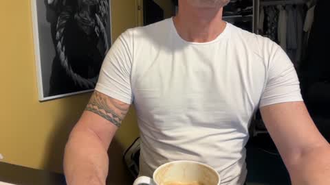 hanky online show from December 30, 2024, 5:13 pm