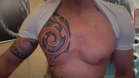 hanky online show from January 21, 2025, 4:58 pm