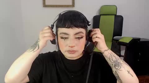 JUANA online show from January 4, 2025, 6:30 am