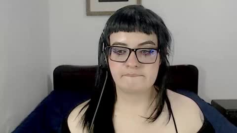 JUANA online show from September 17, 2025, 4:36 am