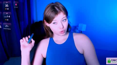 Snapshot of hanna__moon1 chatting on January 6, 2025, 10:37 pm Hanna online show from January 6, 2025, 10:37 pm