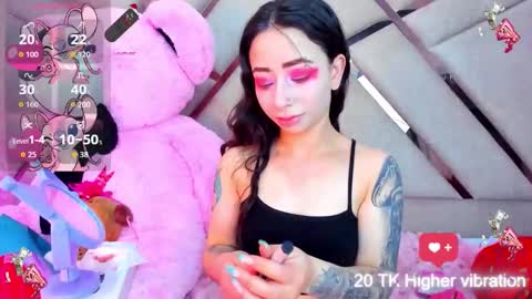  hanna  online show from October 12, 2025, 1:59 am