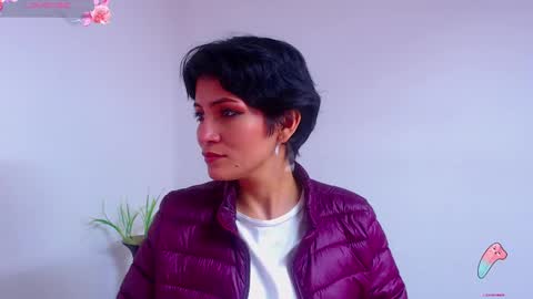 Sara online show from December 16, 2024, 8:37 pm