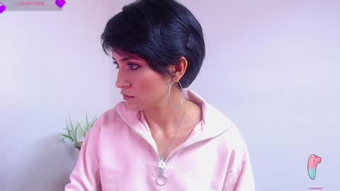 Sara online show from January 3, 2025, 5:42 pm