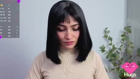 Snapshot of hanna_chloe chatting on July 20, 2026, 1:35 pm Sara online show from July 20, 2026, 1:35 pm