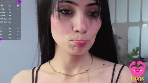 Snapshot of hanna_chloe chatting on July 28, 2026, 4:39 pm Sara online show from July 28, 2026, 4:39 pm