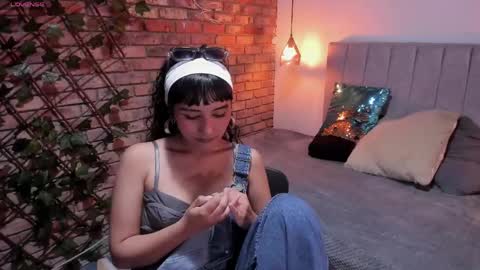 Snapshot of hanna_clark__ chatting on May 5, 2026, 12:02 pm Hanna clark online show from May 5, 2026, 12:02 pm
