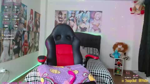 Hanna davis  new account  online show from February 26, 2025, 3:41 pm