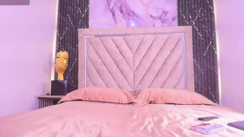 Snapshot of hanna_evanns_ chatting on September 8, 2025, 8:19 pm Hanna online show from September 8, 2025, 8:19 pm