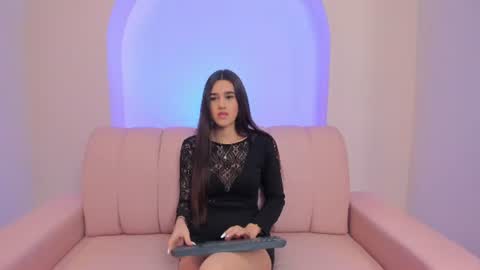 Hanna Foxi online show from July 3, 2026, 12:11 pm
