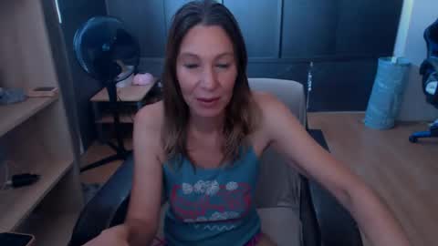 hanna_ha online show from July 9, 2026, 7:45 am