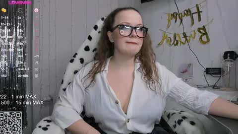 hanna montanas online show from February 2, 2025, 3:07 pm