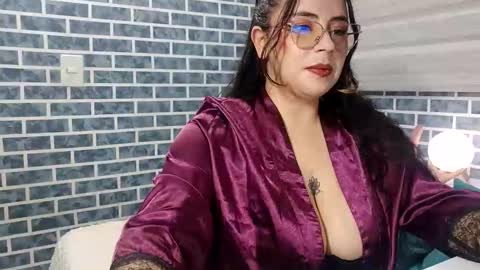 hanna_moons online show from March 31, 2026, 2:13 am