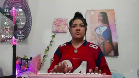 Snapshot of hanna_moore10 chatting on June 23, 2026, 7:23 pm Hanna online show from June 23, 2026, 7:23 pm