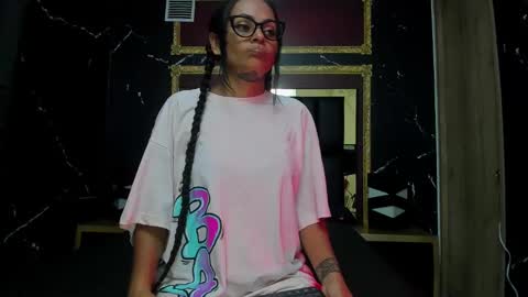 EVA online show from January 9, 2025, 2:43 am