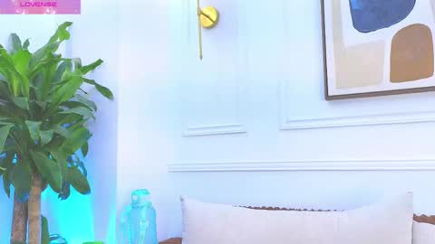 Snapshot of hanna_squirt_1 chatting on May 4, 2026, 10:33 am HANNA SOFIA online show from May 4, 2026, 10:33 am