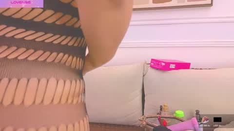 Snapshot of hanna_squirt_1 chatting on May 10, 2026, 10:53 am HANNA SOFIA online show from May 10, 2026, 10:53 am