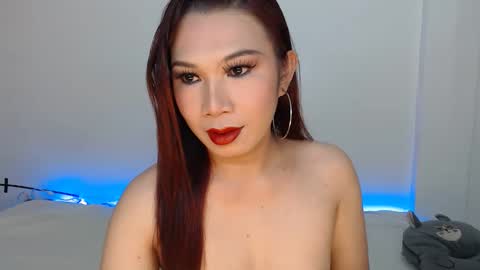 Hannah online show from October 12, 2025, 2:10 am