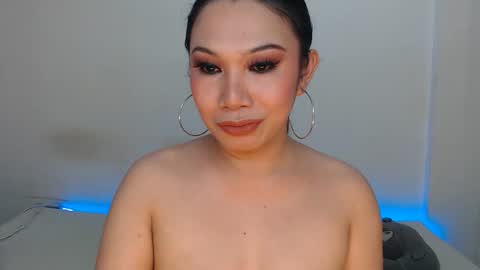 Hannah online show from May 22, 2026, 4:30 am