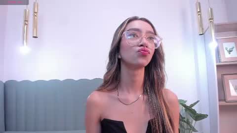 Snapshot of hannacarttier_ chatting on June 22, 2026, 12:35 pm Hanna Carttier online show from June 22, 2026, 12:35 pm