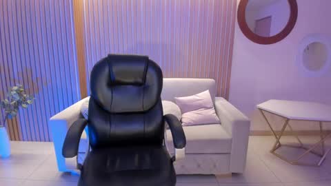  Hanna Connor  online show from March 3, 2025, 10:20 pm