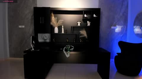 Snapshot of hannaconnor_ chatting on May 3, 2026, 11:44 pm Hanna Connor online show from May 3, 2026, 11:44 pm