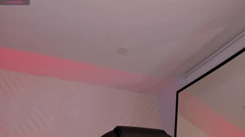 Snapshot of hannaconnor_ chatting on June 3, 2026, 10:26 pm Hanna Connor online show from June 3, 2026, 10:26 pm