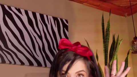 Snapshot of hannah_borbon_ chatting on October 1, 2025, 8:48 pm Hannah online show from October 1, 2025, 8:48 pm