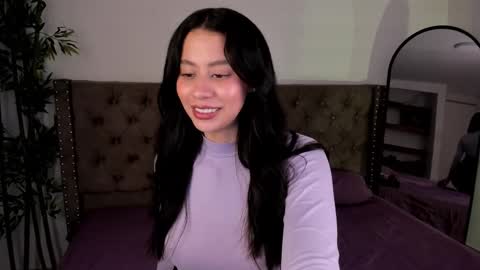 Hannah online show from February 7, 2025, 8:42 pm