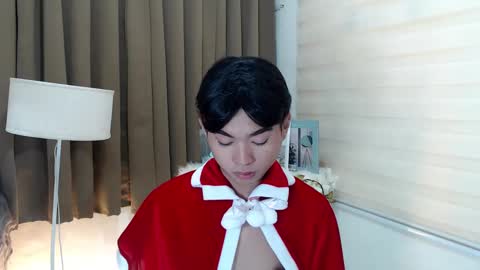 Alex online show from December 3, 2024, 8:28 pm