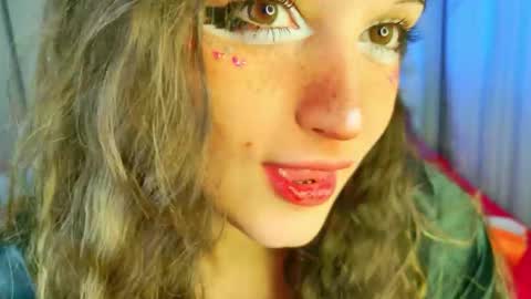 Kamila online show from March 4, 2026, 6:19 am