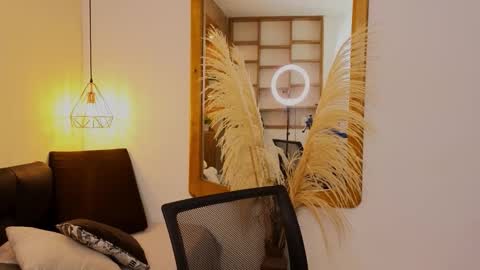 Hannah Williams online show from January 17, 2026, 2:49 am