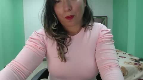 hannahevans2 online show from April 18, 2026, 9:59 pm