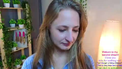 Snapshot of hannahflowerer chatting on July 19, 2026, 8:45 pm SuperHotHannah3 online show from July 19, 2026, 8:45 pm