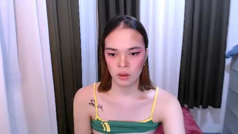 HANNAH online show from May 27, 2026, 1:24 am