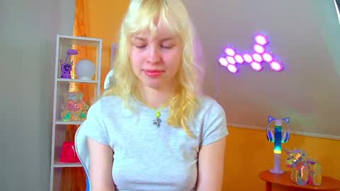 Snapshot of hannahhollis chatting on April 30, 2026, 7:04 am Hannah online show from April 30, 2026, 7:04 am