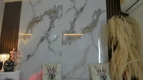 Hannahill69 online show from October 17, 2025, 4:15 am