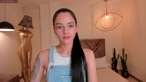 HANNAH J online show from December 6, 2024, 5:33 pm