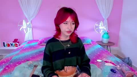 Hannah online show from January 8, 2025, 11:32 am