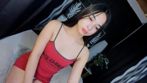 Hannah online show from February 26, 2025, 1:11 am