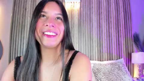 HannaPaola online show from January 6, 2026, 10:45 pm