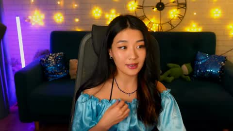 hannarosie online show from February 3, 2025, 3:59 pm