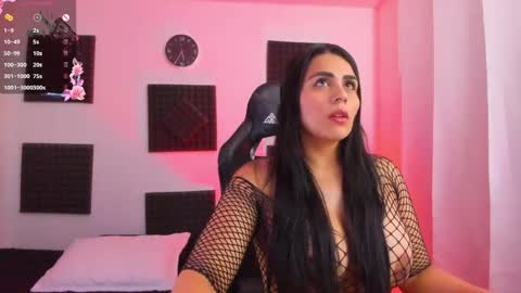 Hanna  online show from October 30, 2025, 10:32 pm