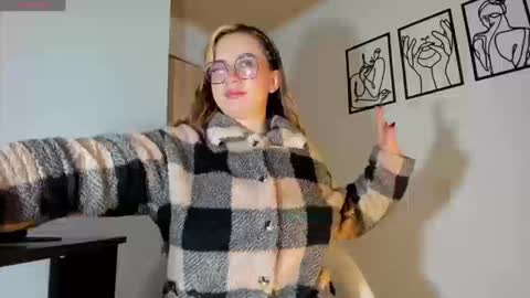   hannasofia x        Schedule 700 -1400GTM-5 online show from March 20, 2026, 2:55 pm