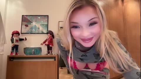  FREE LIMITED online show from October 14, 2025, 3:02 pm