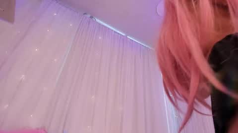 Hannie ws online show from February 13, 2025, 4:07 pm